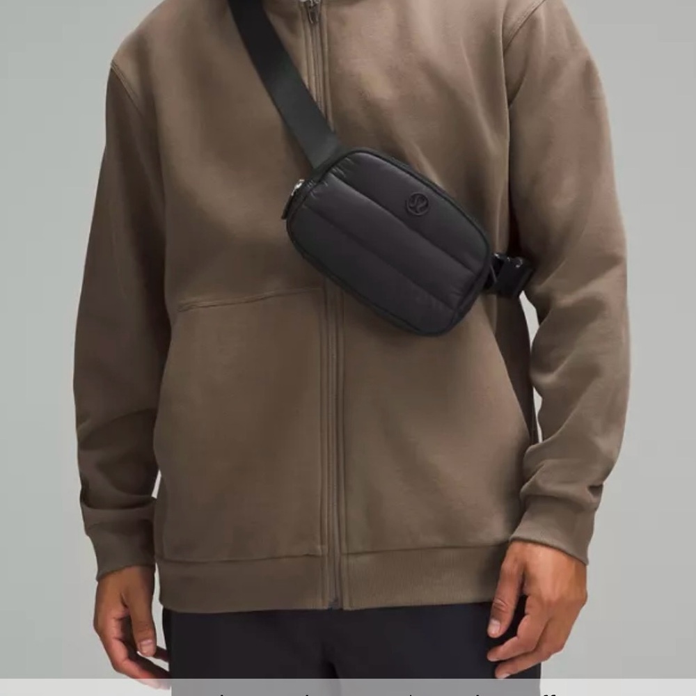 Everywhere Belt Bag *Wunder Puff 1L Matte Black